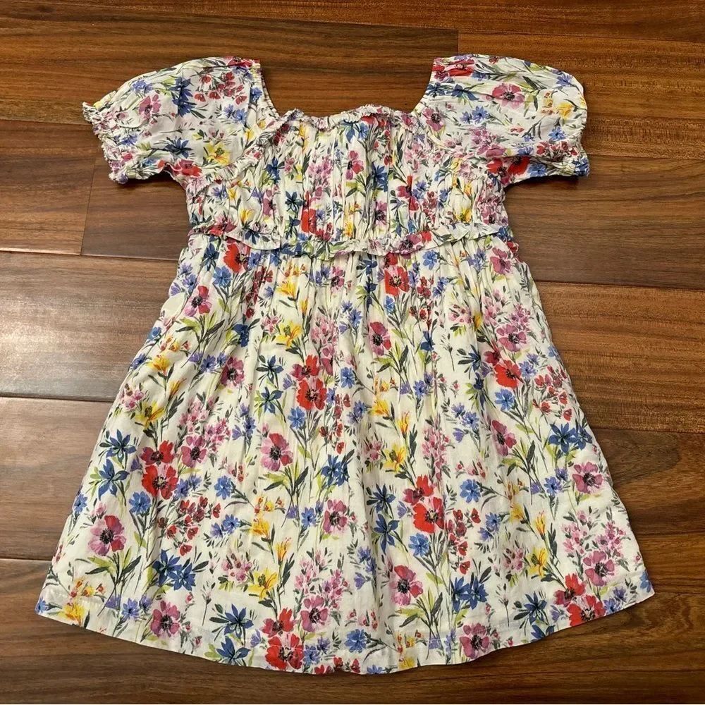 Baby Gap white/cream floralโwildflower short sleeve dress NWT